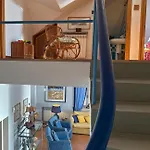 فيلة Le Cale *