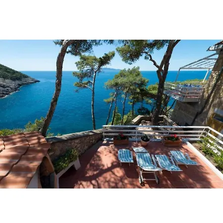 Le Cale Villa *