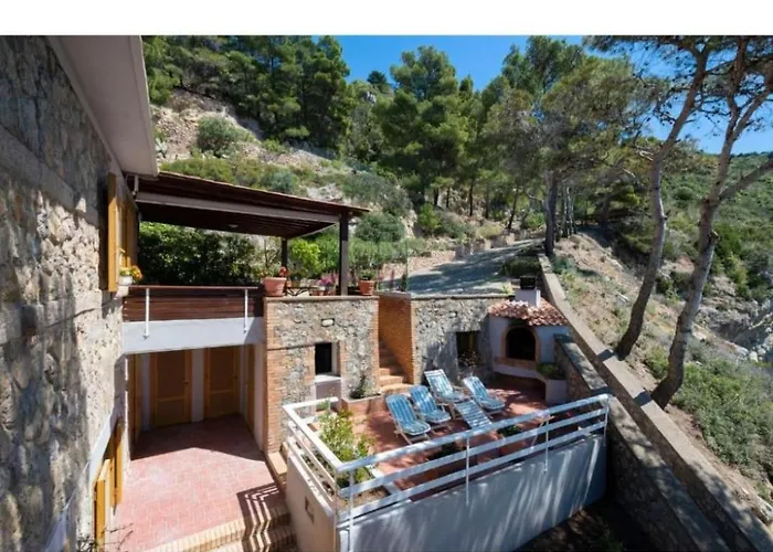Le Cale Villa